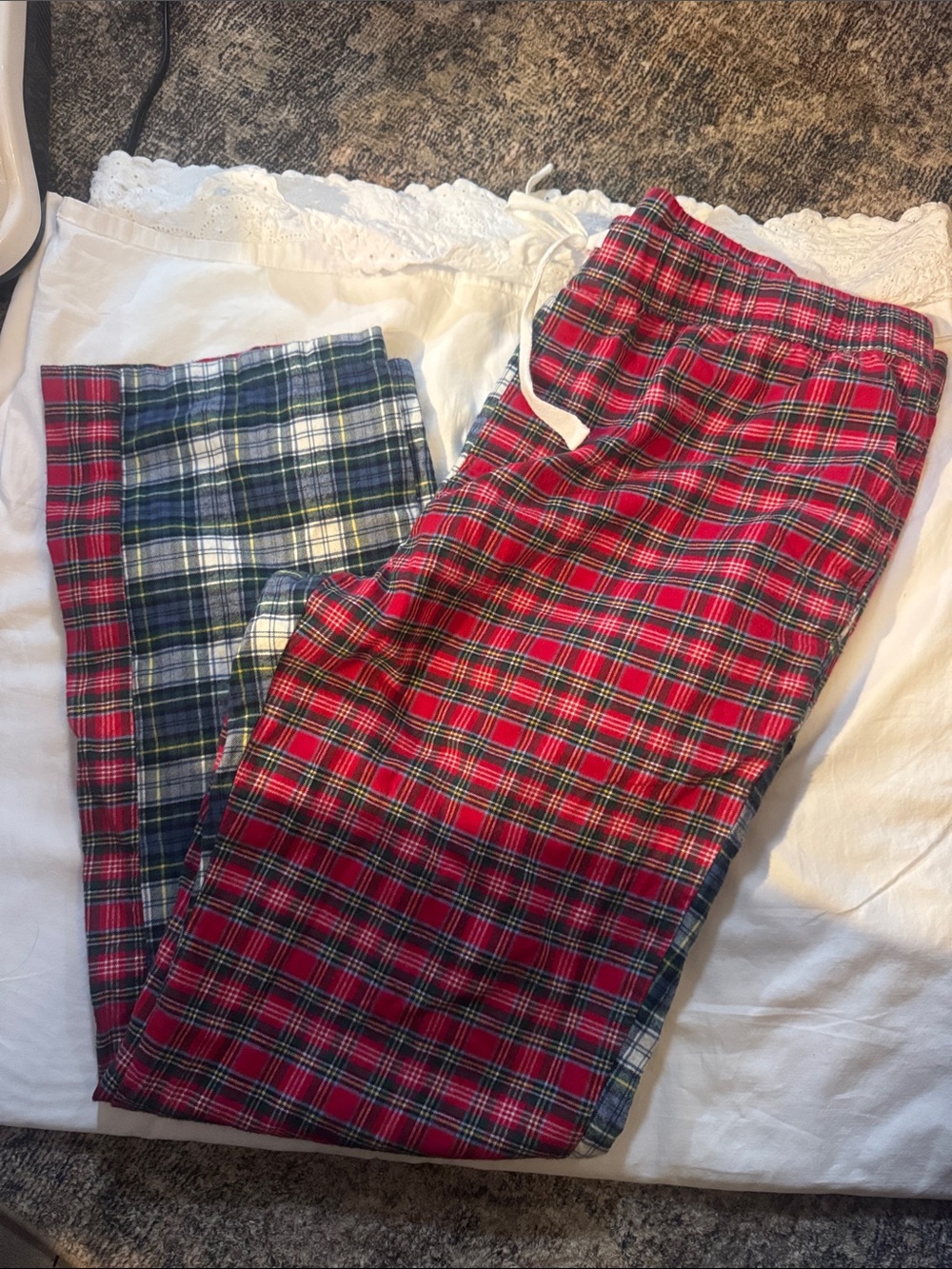 Vineyard Vines men Plaid Pajama Pants - Red & Blue #130